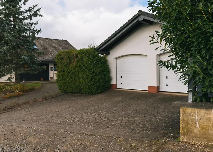 Eifel17 - Apartament *